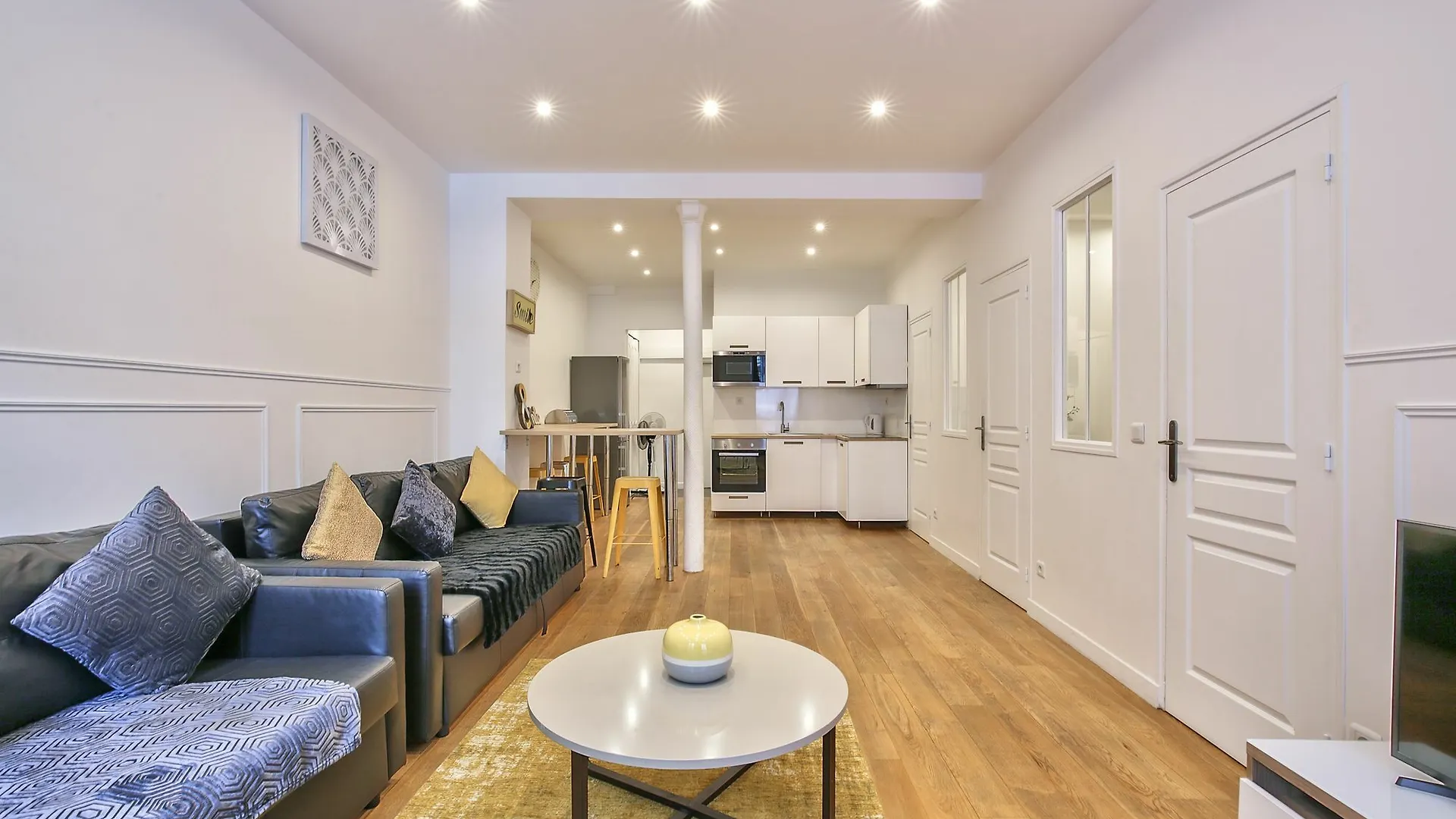 34 Luxury Flat Opera Apartment *